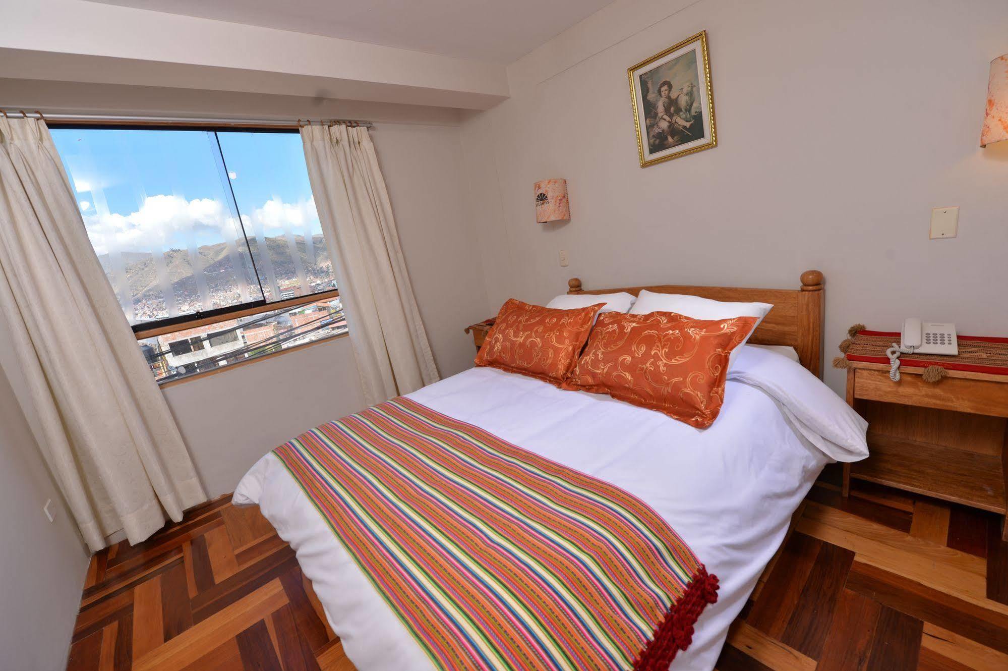 Hostal Atlantis Cusco Exterior photo